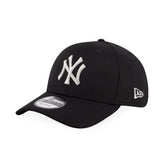 New Era MLB New York Yankees Black-Silver 9Forty Strapback Cap