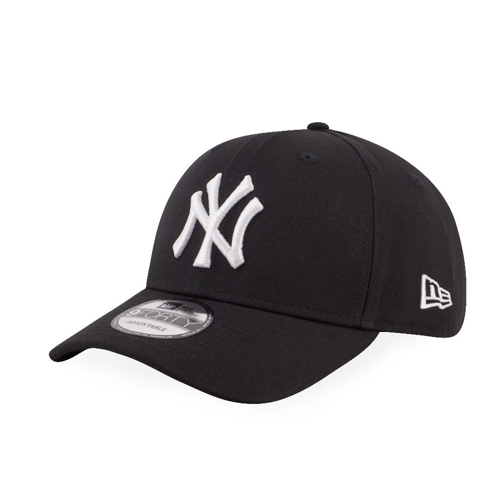 New Era MLB New York Yankees Black-White 9Forty Strapback Cap