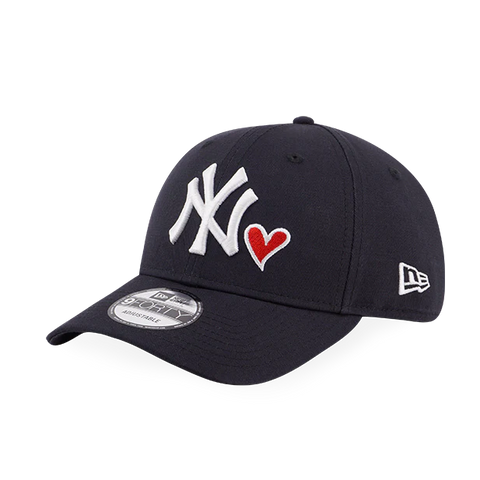 New Era MLB New York Yankees Heart Essential 9Forty Navy Strapback Cap