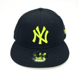 MLB New York Yankees League Essential New Era 9Fifty Snapback Cap